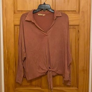 Long sleeve tied top